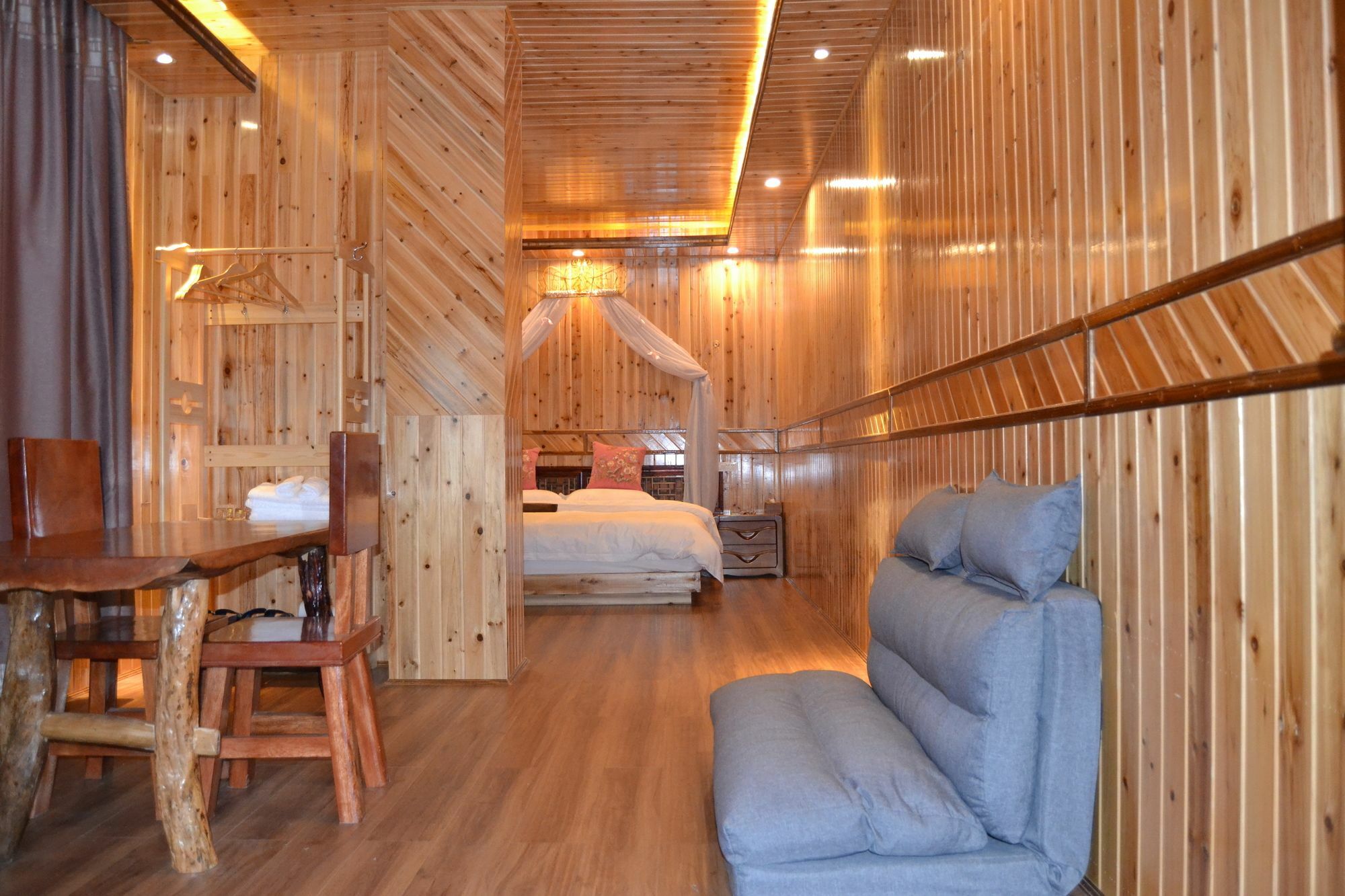 لونغشينغ Long An Hotel المظهر الخارجي الصورة
