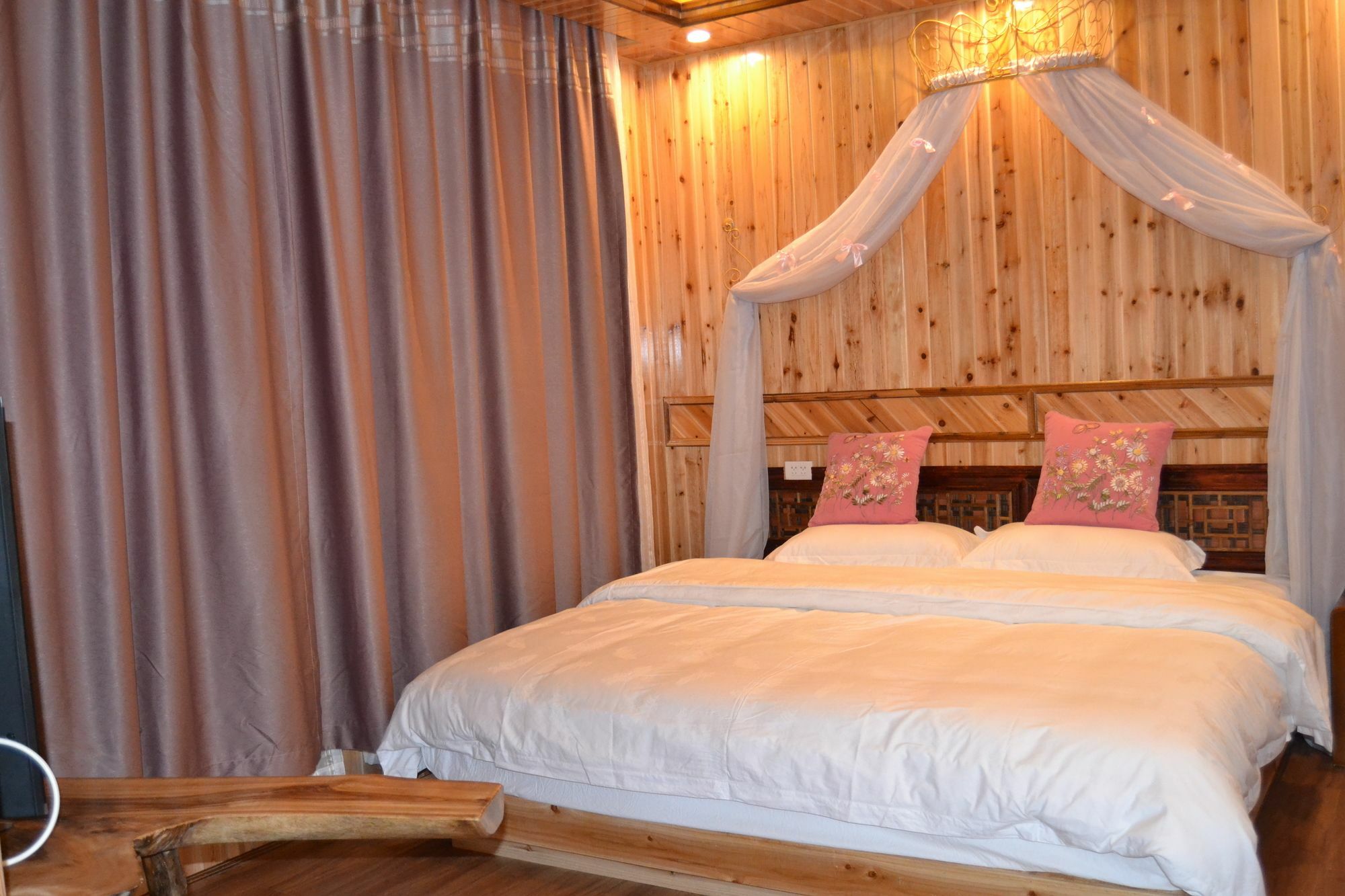 لونغشينغ Long An Hotel المظهر الخارجي الصورة